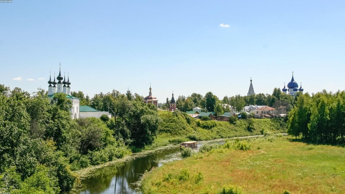 Золотое кольцо: Где находится направление и кому оно подходит