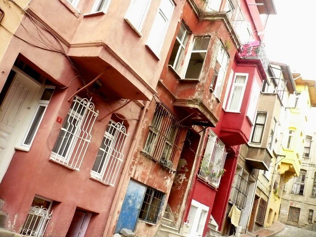 10, Турция